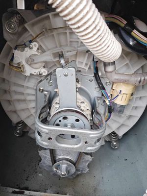 Máy giặt 8kg2 tosihba nguyên Rin xài tốt. Mua bán Máy giặt tại Thành phố Thủ Đức Tp Hồ Chí Minh được đăng bởi Xongtoan