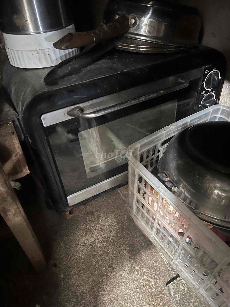 Lò vi sóng Đen Gãy 1 thanh lò xo. Mua bán Bếp, lò, đồ điện nhà bếp tại Quận Hoàng Mai Hà Nội được đăng bởi Trần Dương hình 1