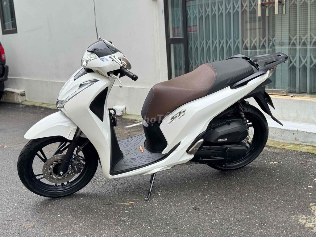 Honda SH 125 Trắng Máy rin. Mua bán Xe máy tại Quận Ngũ Hành Sơn Đà Nẵng được đăng bởi Nguyễn Phước Vĩnh hình 5