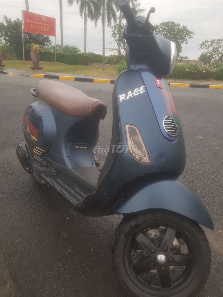 Vespa 2011 . BS dể thương phong thủy. Mua bán Xe máy tại Huyện Cần Giuộc Long An được đăng bởi ku Scenz hình 2