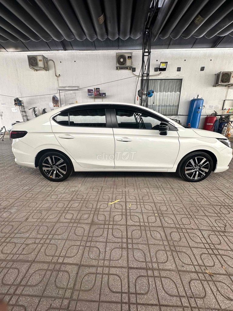 Honda City 2022 RS - 25000 km. Mua bán Ô tô tại Huyện Hóc Môn Tp Hồ Chí Minh được đăng bởi Thiện Tài mobile hình 5
