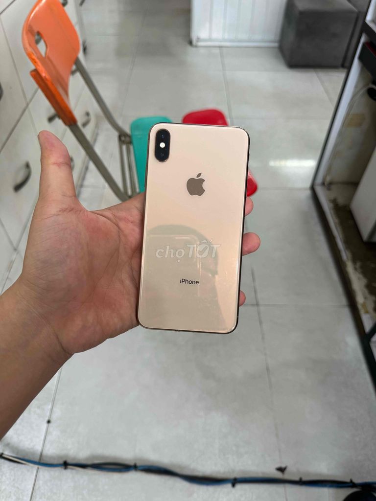 iPhone Xs Max 64GB Vàng Gold quốc tế zin ios 17.. Mua bán Điện thoại tại Quận Gò Vấp Tp Hồ Chí Minh được đăng bởi Tony Mobile hình 1
