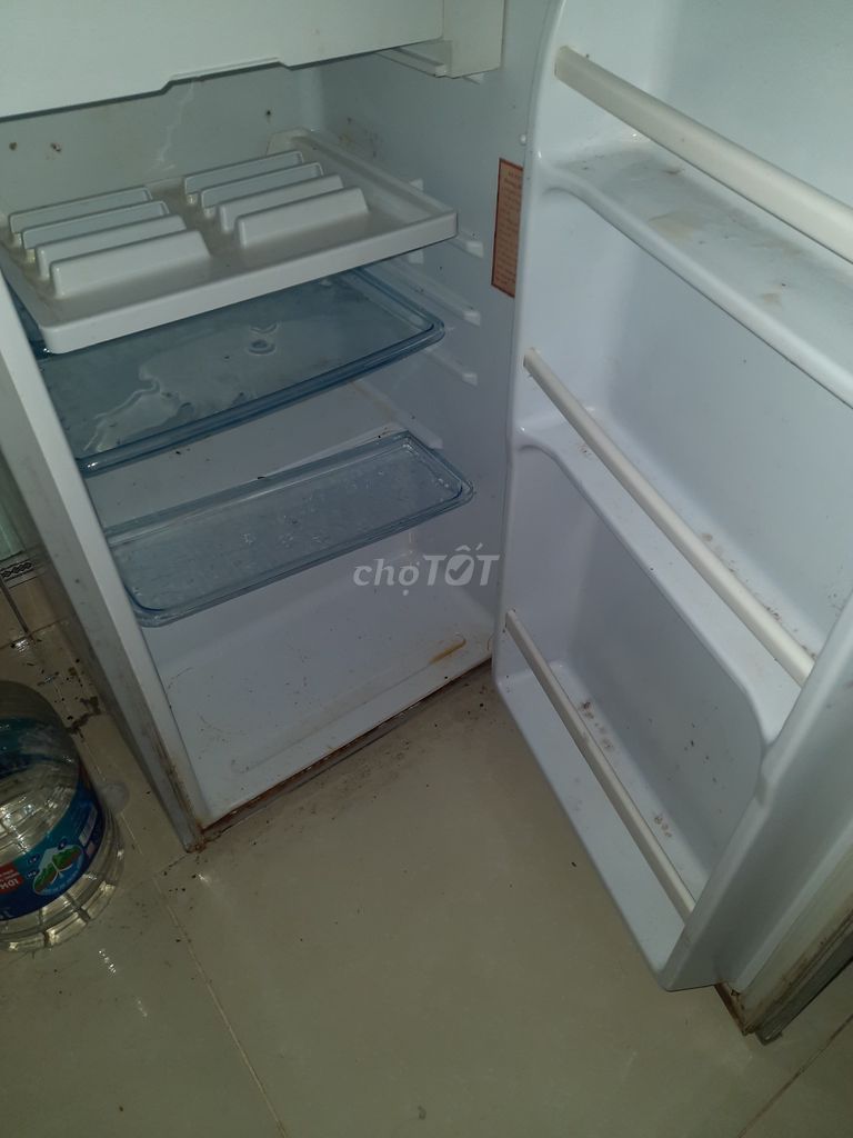 Tủ lạnh Funiki 110L Hỏng lốc máy. Mua bán Tủ lạnh tại Huyện Yên Phong Bắc Ninh được đăng bởi Tào văn tám hình 1