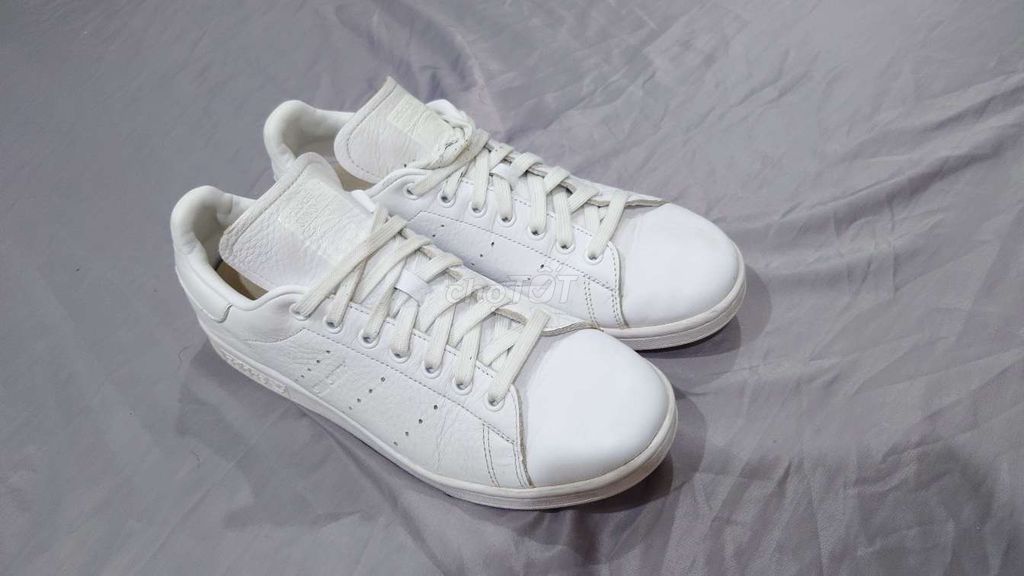 Giày adidas trắng chính hãng