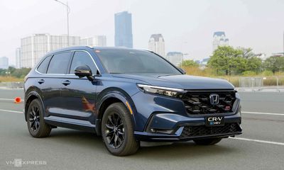 Honda CR V 2025 e:HEV RS. Mua bán Ô tô tại Thành phố Thuận An Bình Dương được đăng bởi Trần Thanh Lam