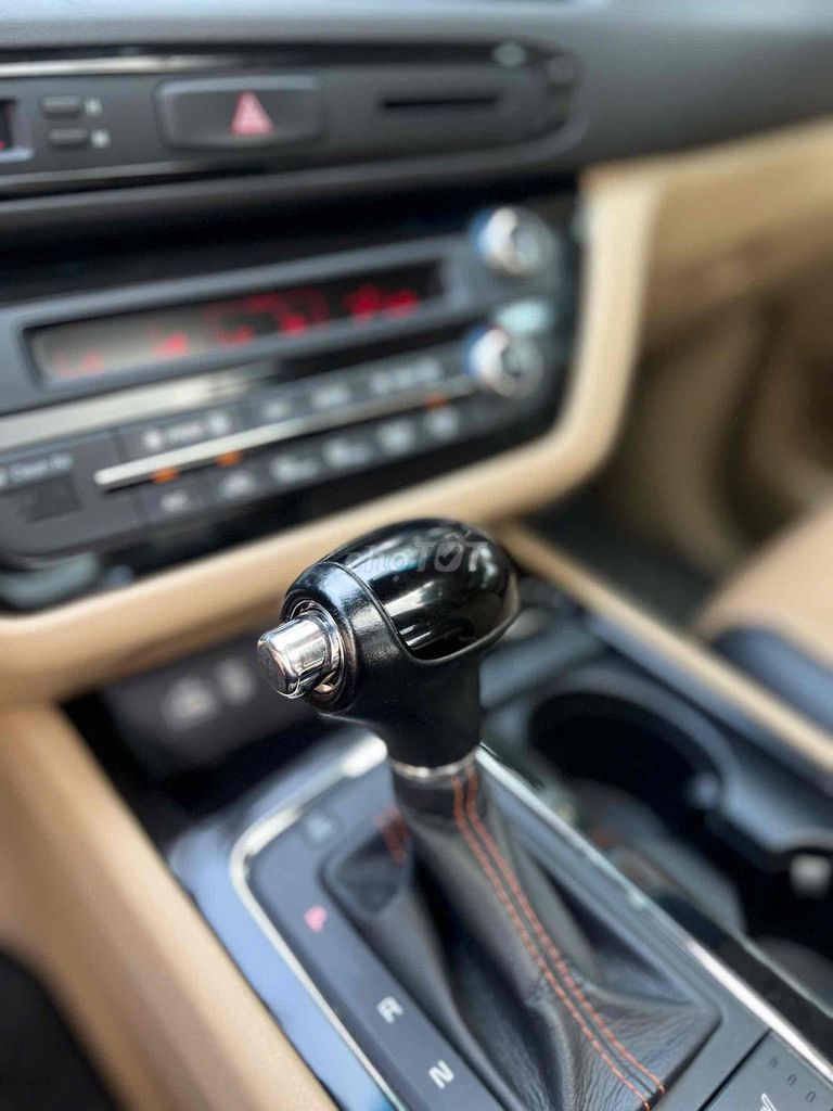 Kia Sedona 2016 3.3L GATH - 80000 km. Mua bán Ô tô tại Thành phố Dĩ An Bình Dương được đăng bởi Dương hình 14