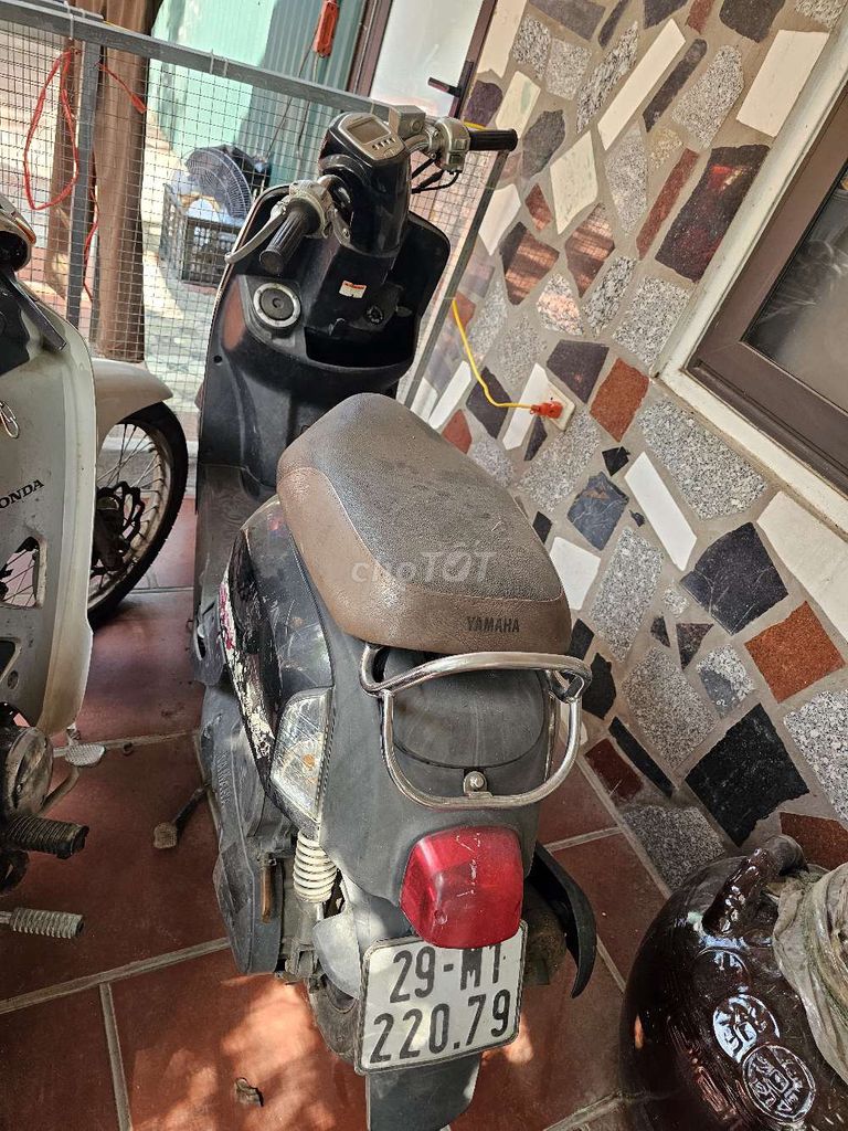 Yamaha Gucxi 2013 màu Đen. Mua bán Xe máy tại Huyện Thanh Trì Hà Nội được đăng bởi Cường hình 1