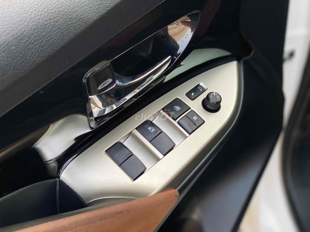 Toyota Innova 2019 2.0G - 68000 km. Mua bán Ô tô tại Quận Bình Thạnh Tp Hồ Chí Minh được đăng bởi Toyota Sure hình 12