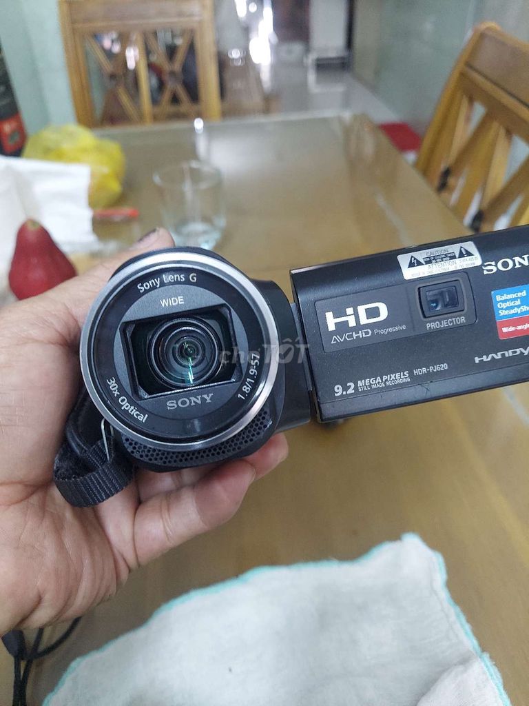 Máy quay cao cấp Sony hdr- pj 620