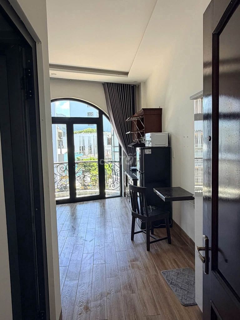 Pet-friendly studio with balcony on An Nhơn 8 — photo 3