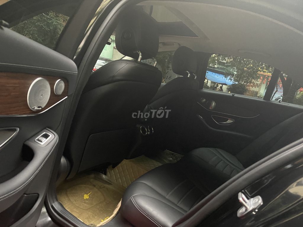Mercedes C200 Exclusive 2020  5,1 vạn miles 920 tr. Mua bán Ô tô tại Quận Cầu Giấy Hà Nội được đăng bởi binhminh06 hình 12
