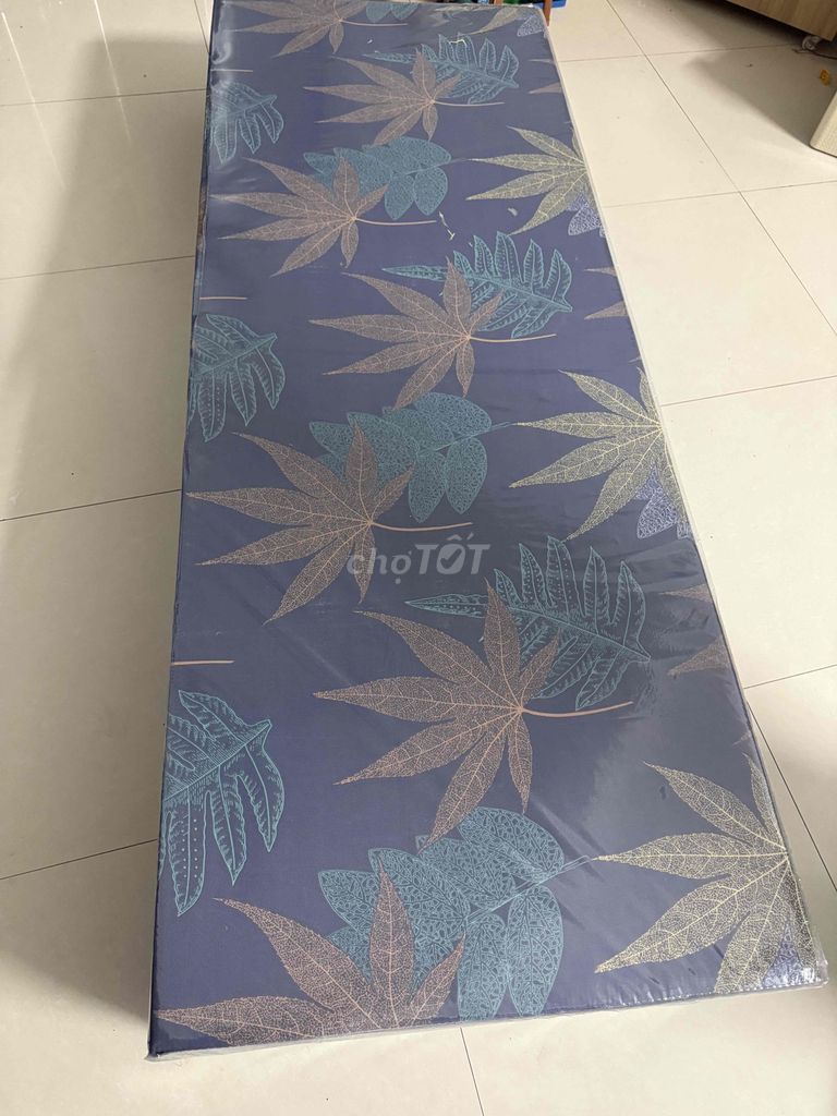 Đệm bông ép 9cm 2mx2m2 Mới cứng. Mua bán Giường, chăn ga gối nệm tại Quận Hà Đông Hà Nội được đăng bởi Bích Lê hình 1