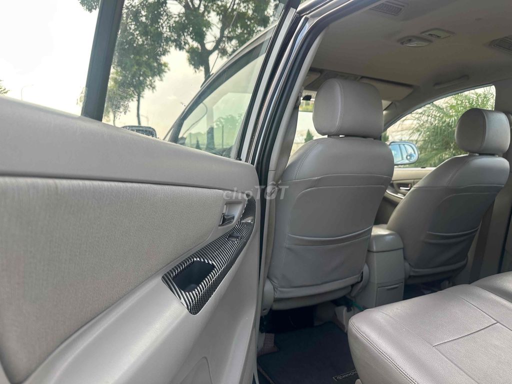 Toyota Innova 2015 2.0E - 310181 km. Mua bán Ô tô tại Quận Long Biên Hà Nội được đăng bởi TOÀN THẮNG Ô TÔ KINH BẮC hình 10