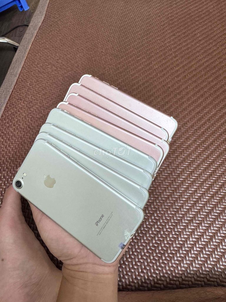 Apple iPhone 7 32GB Bạc Like New. Mua bán Điện thoại tại Quận Hà Đông Hà Nội được đăng bởi Jely Bean hình 1