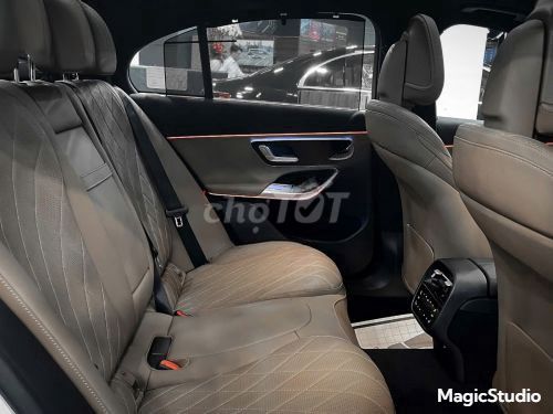 Mercedes-Benz E-Class E300 AMG 2025