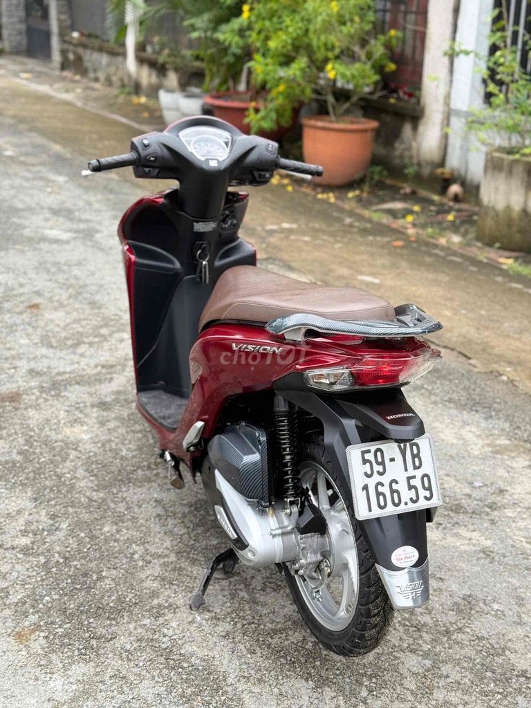 Honda Vision 2023 Smartkey Đỏ. Mua bán Xe máy tại Huyện Củ Chi Tp Hồ Chí Minh được đăng bởi HuỳnhLâm Bổn hình 2