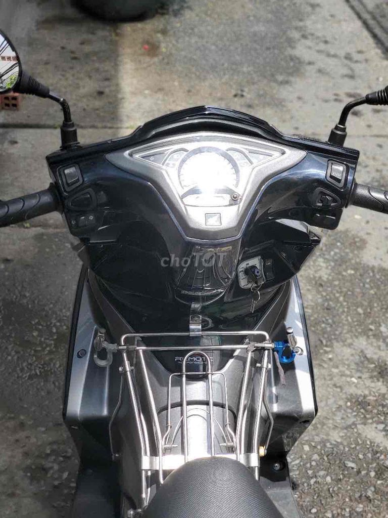 Cần bán xe Honda AB xám biển HCM 9 chủ.