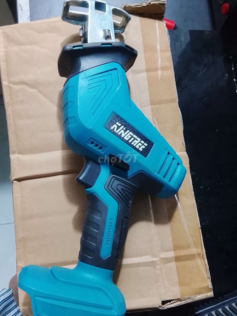 Máy cưa kiếm KINGTREE. Mua bán Đồ chuyên dụng, Giống nuôi trồng tại Huyện Hóc Môn Tp Hồ Chí Minh được đăng bởi Điện lạnh  Đóng các loại Pin hình 1