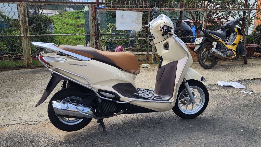 Honda Lead 2018 smartkey xe đẹp nguyên zin.. Mua bán Xe máy tại Thành phố Đà Lạt Lâm Đồng được đăng bởi Khả Hân hình 2