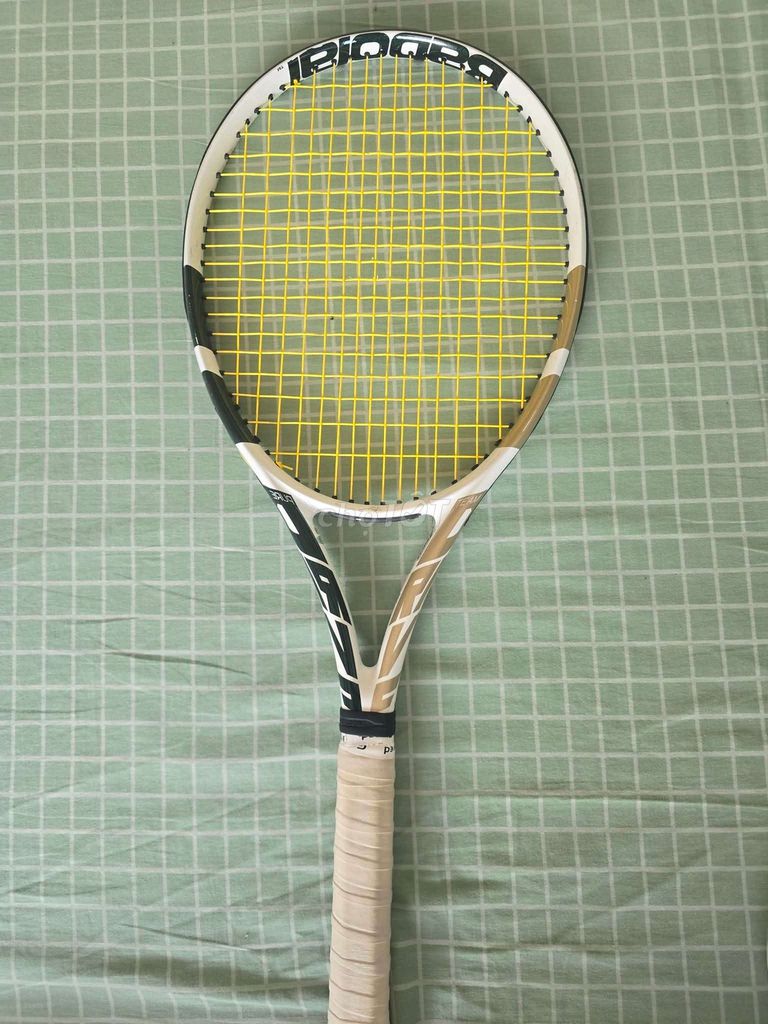Vợt tennis Babolat Pure Drive Wimbledon 285g. Mua bán Đồ thể thao, Dã ngoại tại Quận Hoàn Kiếm Hà Nội được đăng bởi Danh Viễn Nguyễn hình 1