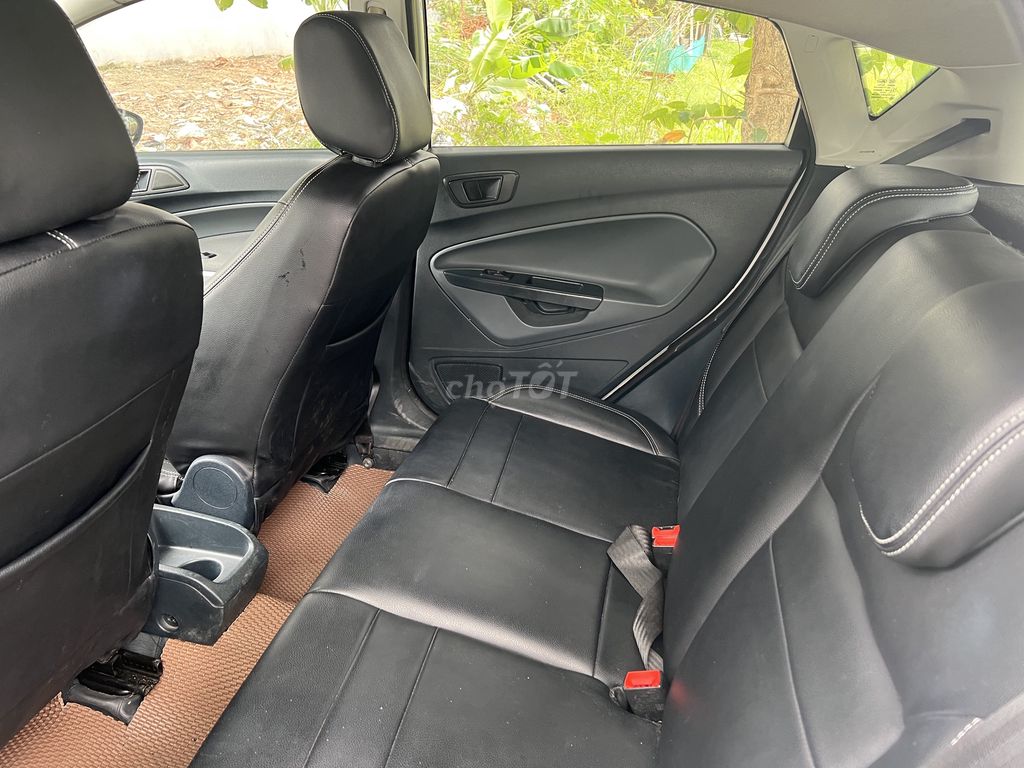 Ford Fiesta 2013 Sport 1.6 AT - 95000 km. Mua bán Ô tô tại Quận Liên Chiểu Đà Nẵng được đăng bởi Phát hình 5