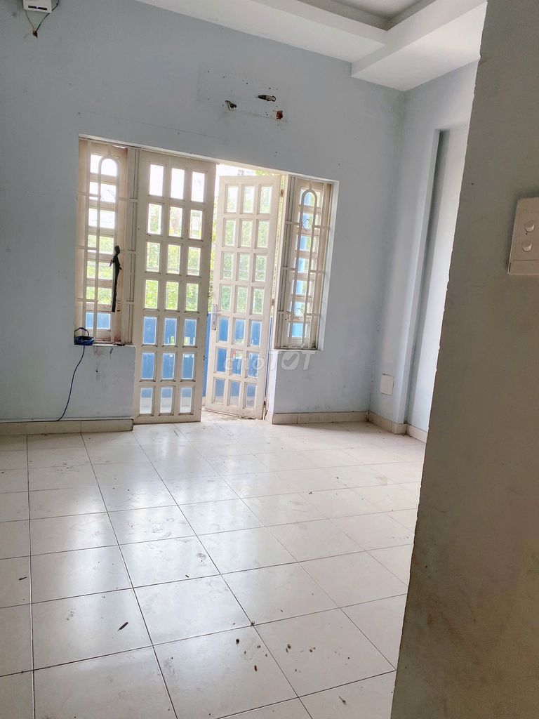 CHÍNH CHỦ CHO THUÊ NHÀ 1T1L CÓ ST, Đ.8M, 3PN,2WC KDC CÔNG ĐOÀN 10TR. Cho thuê nhà ở tại Thành phố Thủ Đức Tp Hồ Chí Minh được đăng bởi Ly Nga hình 1