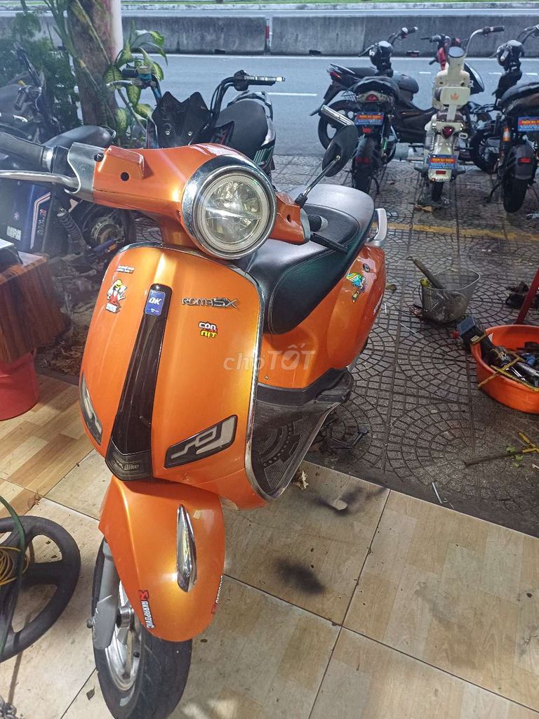 Xe điện verpa  lướt xe mới đi đầy đủ phụ kiện. Mua bán Xe điện tại Quận Sơn Trà Đà Nẵng được đăng bởi Kệ Đi hình 2