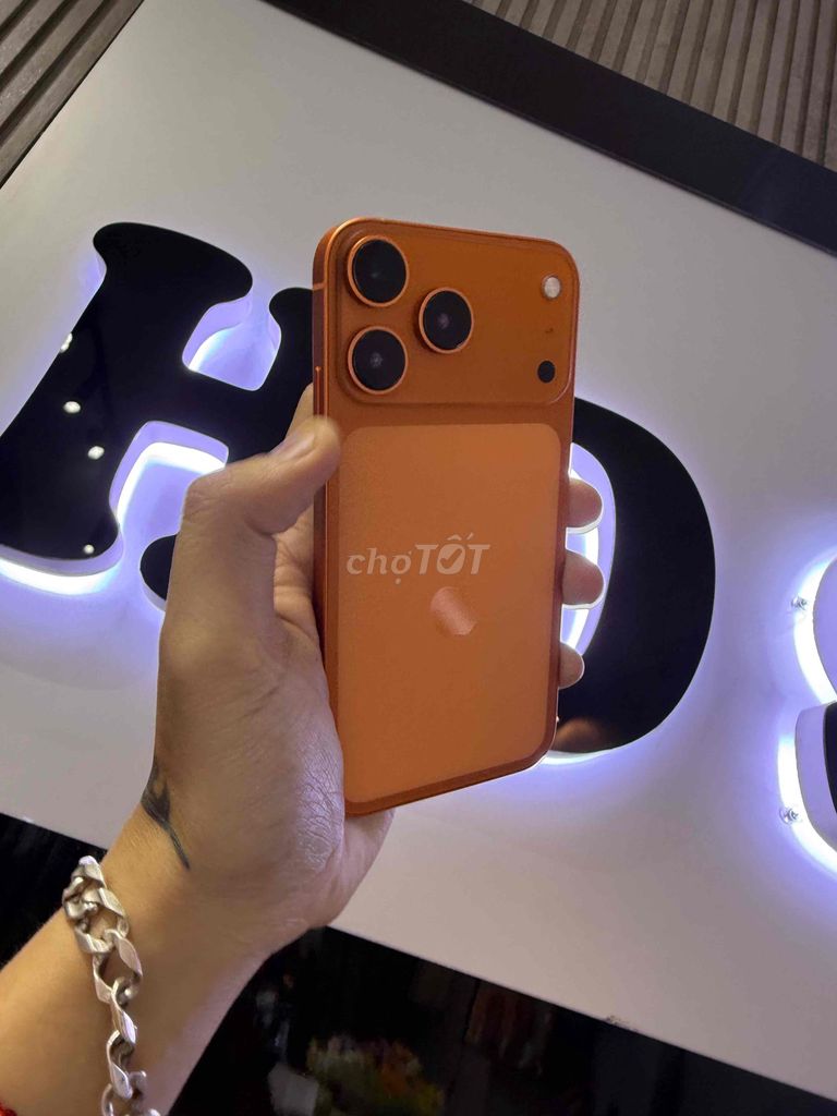 iPhone 11 Độ Vỏ Cam Vũ Trụ🍏CÓ TRẢ GÓP. Mua bán Điện thoại tại Quận Thanh Khê Đà Nẵng được đăng bởi HD STORE hình 1