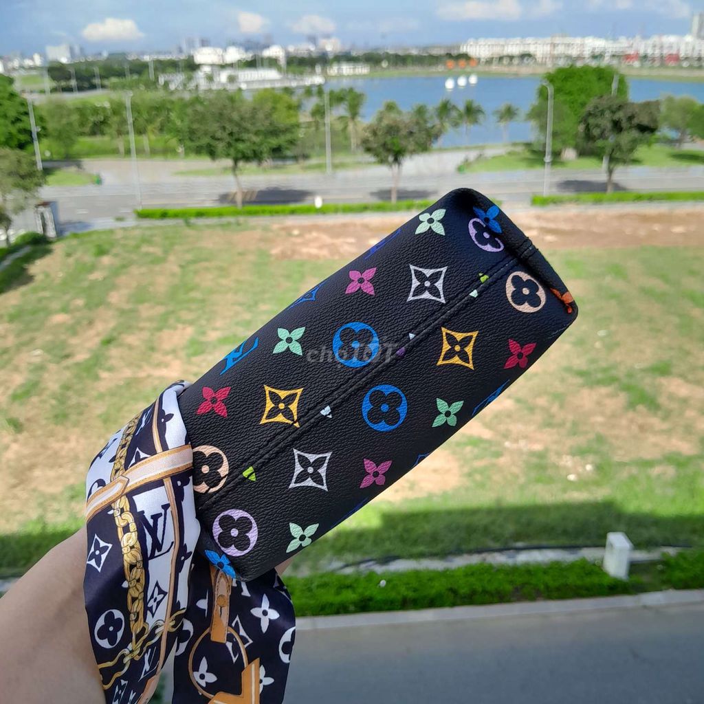 Túi LV 2hand T15 mới 95% 20cm. Mua bán Túi xách tại Thành phố Thủ Đức Tp Hồ Chí Minh được đăng bởi Giày cũ Mỹ Thái hình 5