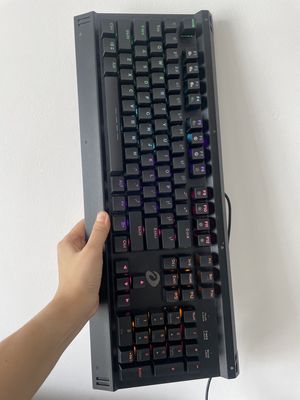 DareU EK145 - Red switch. Mua bán Phụ kiện (Màn hình, Chuột...) tại Quận 12 Tp Hồ Chí Minh được đăng bởi Phương HCM
