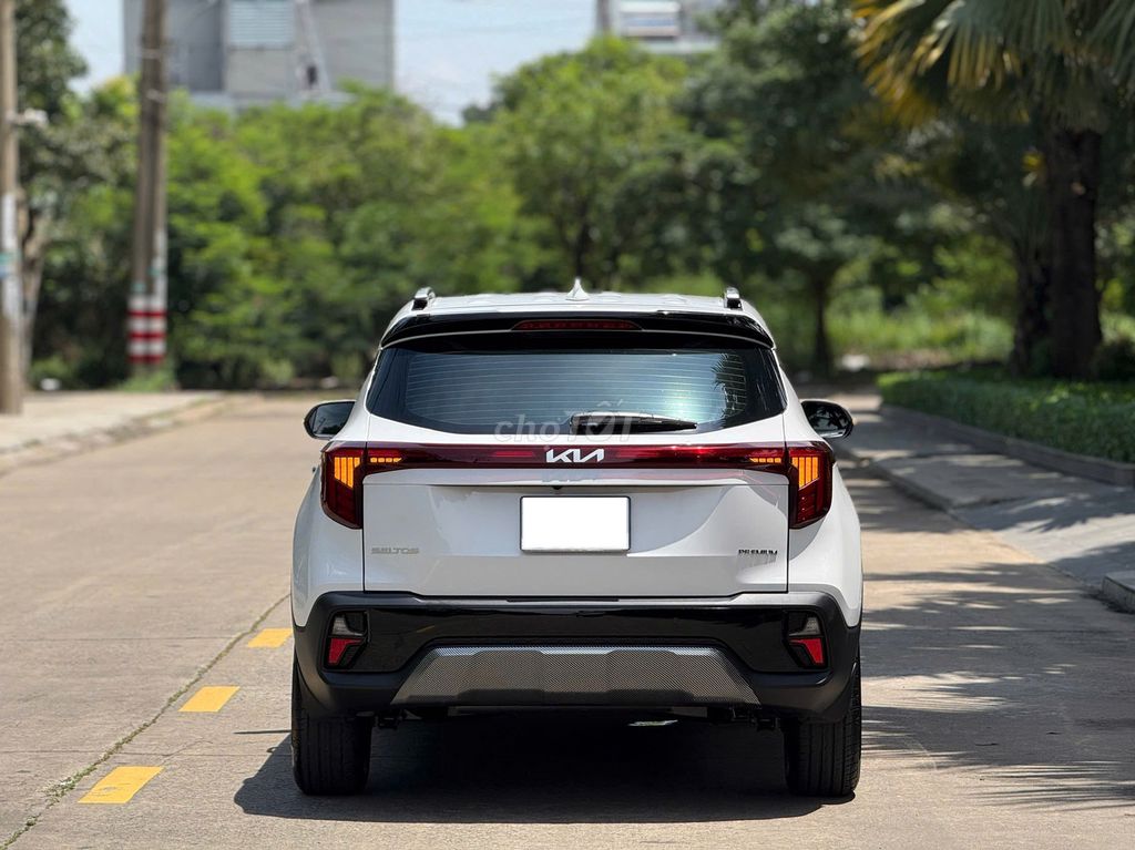Kia Seltos 1.5 Premium 2024 - Xe Siêu Lướt. Mua bán Ô tô tại Thành phố Thủ Dầu Một Bình Dương được đăng bởi trần thị khánh huyền  hình 18
