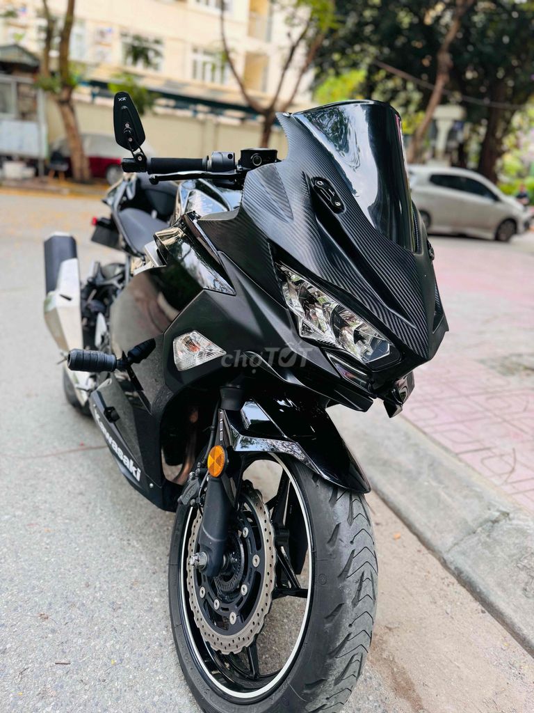 Kawasaki NINJA 400 abs biển 29-xe nguyên zin mới