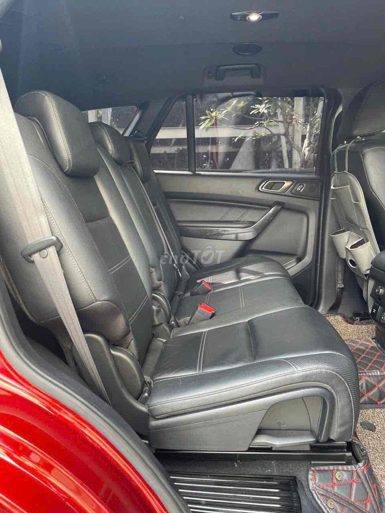 Ford Everest 2020 Titanium 2.0L AT 4x2 - 34000 km. Mua bán Ô tô tại Quận 3 Tp Hồ Chí Minh được đăng bởi Duy Vỹ hình 5