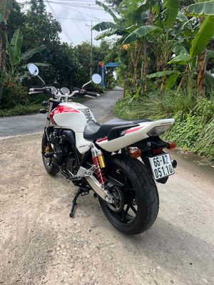 BÁN XE CB400 super Four  (hqcn). Mua bán Xe máy tại Huyện Tháp Mười Đồng Tháp được đăng bởi Cao van Tuoi
