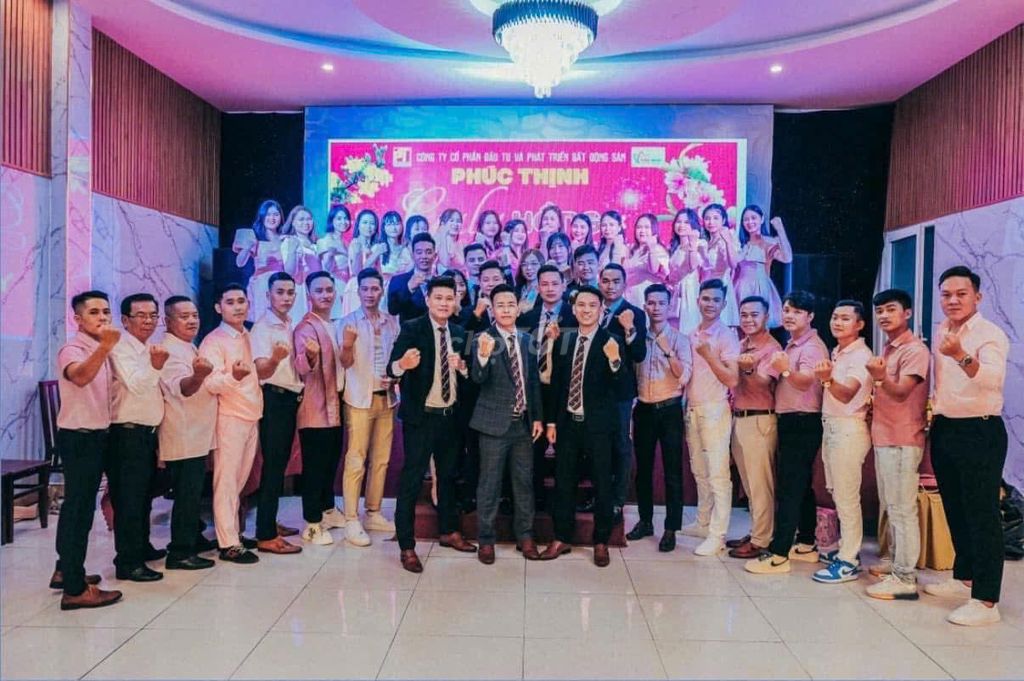 Nhân viên kinh doanh BĐS lương 50 đến 100 triệu. Việc làm tại Quận Gò Vấp Tp Hồ Chí Minh được đăng bởi Công Ty Cổ Phần Đầu Tư Phát Triển Bất Động Sản Phúc Thịnh hình 2
