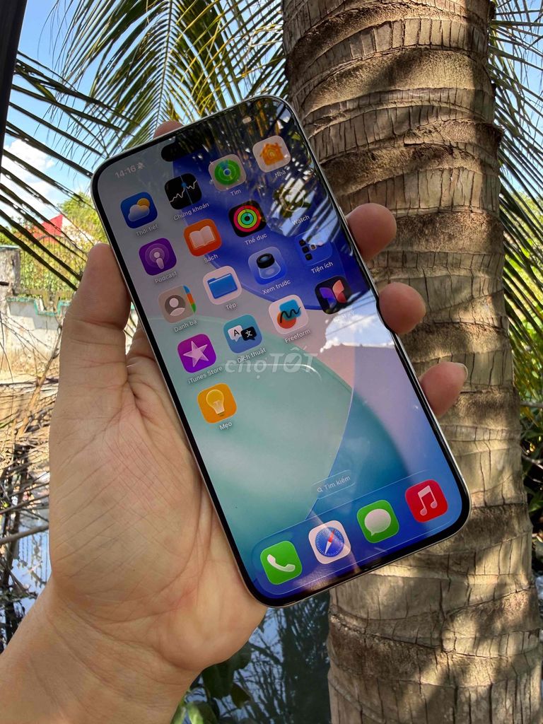 iPhone 15 Pro Max 256GB Bạc 99% máy keng full cn. Mua bán Điện thoại tại Thành phố Vĩnh Long Vĩnh Long được đăng bởi Lê Minh Lâm Hà hình 1