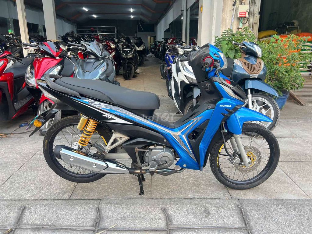 Honda wave RSX Fi 2018 mới 90% biển số thành phố. Mua bán Xe máy tại Quận Tân Phú Tp Hồ Chí Minh được đăng bởi Tuanduy hình 2