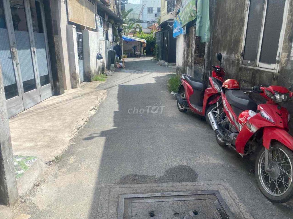 cho thuê nhà 5 x 16. đường Quang trung
