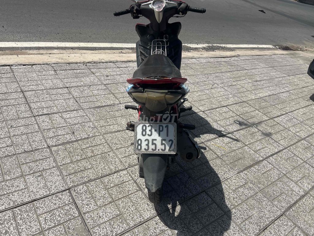 Yamaha Exciter Đỏ đen. Mua bán Xe máy tại Quận Ninh Kiều Cần Thơ được đăng bởi đầy cửa hàng cầu hưng lợi nk cần thơ hình 4