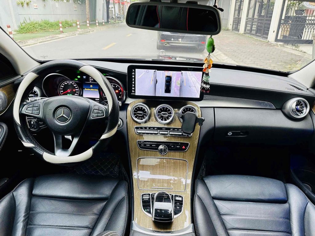 Mercedes C250 Exclusive 2018 màu đen siêu đẹp. Mua bán Ô tô tại Quận Cầu Giấy Hà Nội được đăng bởi Cao Quý hình 14