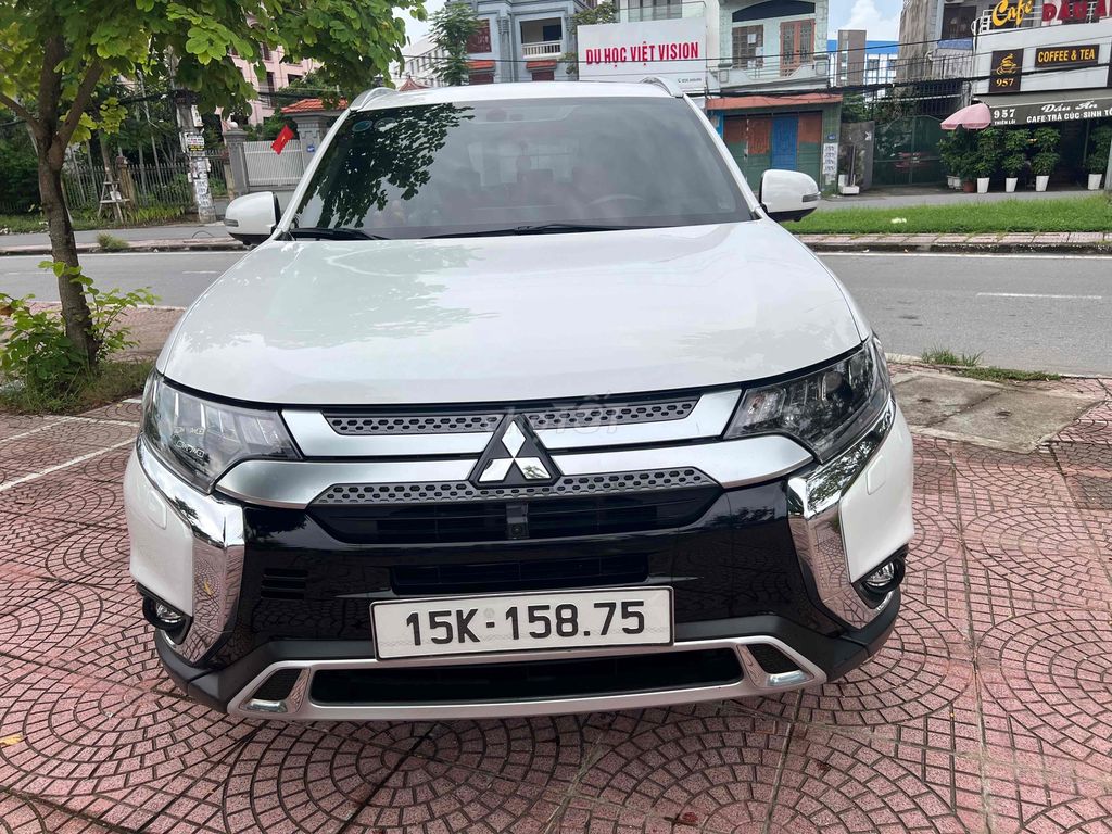 bán xe Outlander 2020 Premium cực chất 1 chủ. Mua bán Ô tô tại Quận Lê Chân Hải Phòng được đăng bởi bình hình 2