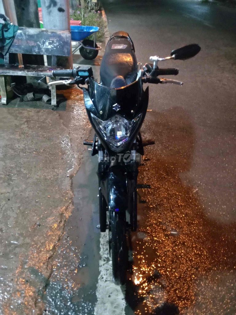 Suzuki rader 150 máy zin êm xe đẹp fun chức năng. Mua bán Xe máy tại Quận Cái Răng Cần Thơ được đăng bởi Cầm Đồ Minh Tấn hình 5