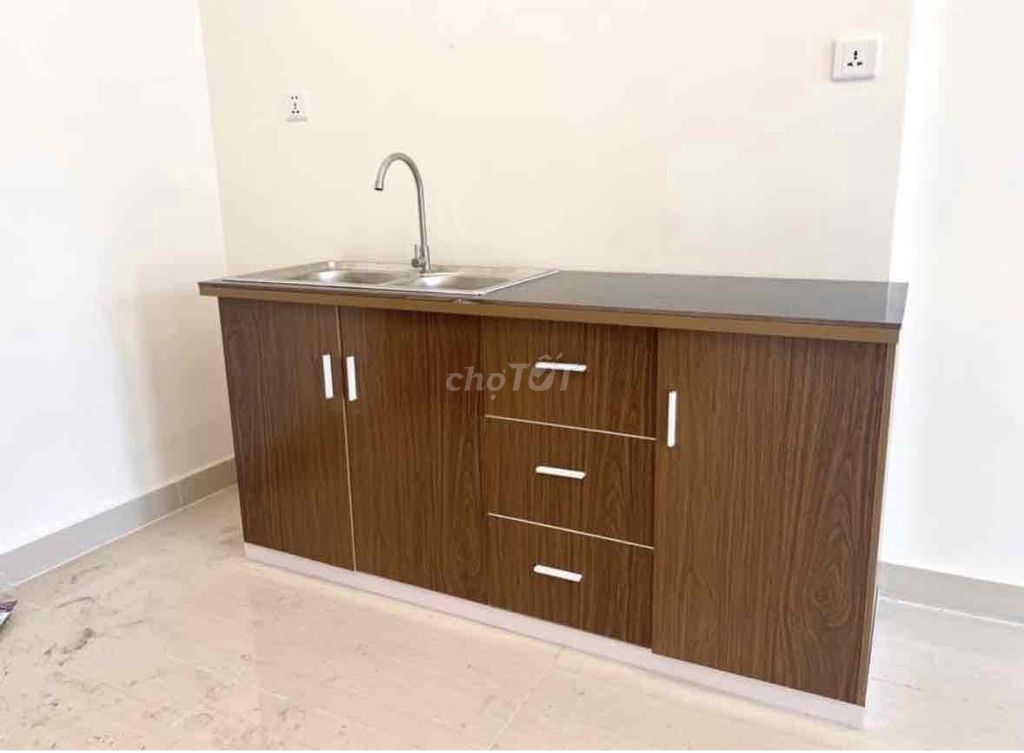 Tủ bếp Nhựa Đài Loan Nâu 1m65. Mua bán Tủ, kệ gia đình tại Quận 7 Tp Hồ Chí Minh được đăng bởi Hong Le hình 1