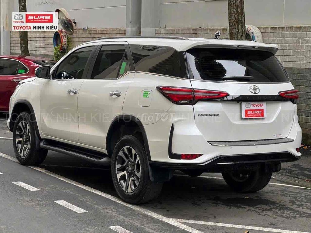Toyota Fortuner Legender 2.4AT Trả trước 280tr. Mua bán Ô tô tại Quận Ninh Kiều Cần Thơ được đăng bởi Thái Thanh hình 7
