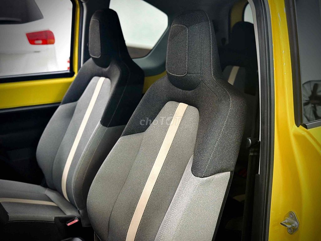 🌼𝐕𝐢𝐧𝐟𝐚𝐬𝐭 𝐕𝐅𝟑 𝟐𝟎𝟐𝟒 𝐕𝐚̀𝐧𝐠 𝐍𝐚̆𝐧𝐠 Đ𝐨̣̂𝐧𝐠 - Siêu Lướt 🌼. Mua bán Ô tô tại Thành phố Thủ Đức Tp Hồ Chí Minh được đăng bởi Tấn Lợi  hình 10