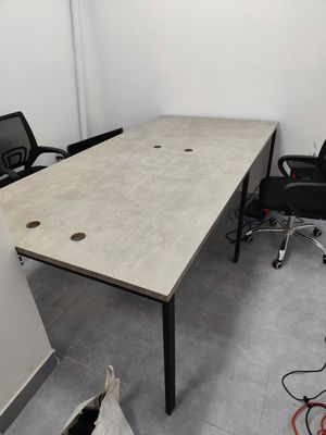 Thanh lí bàn làm việc mới 90%. Mua bán Bàn ghế tại Quận Gò Vấp Tp Hồ Chí Minh được đăng bởi Nhân