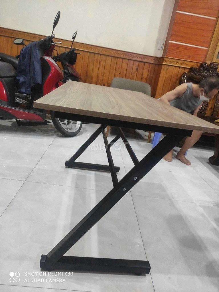 Bàn làm việc văn phòng, bàn học chân Z giá rẻ