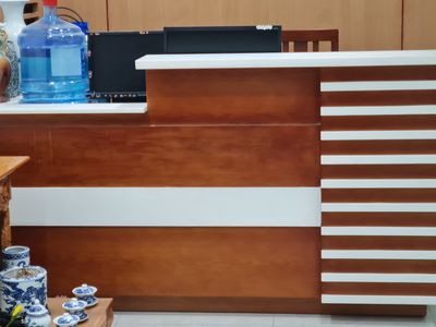 Tủ gỗ Gỗ thịt màu Nâu. Mua bán Đồ chuyên dụng, Giống nuôi trồng tại Quận Cầu Giấy Hà Nội được đăng bởi Ha Pham