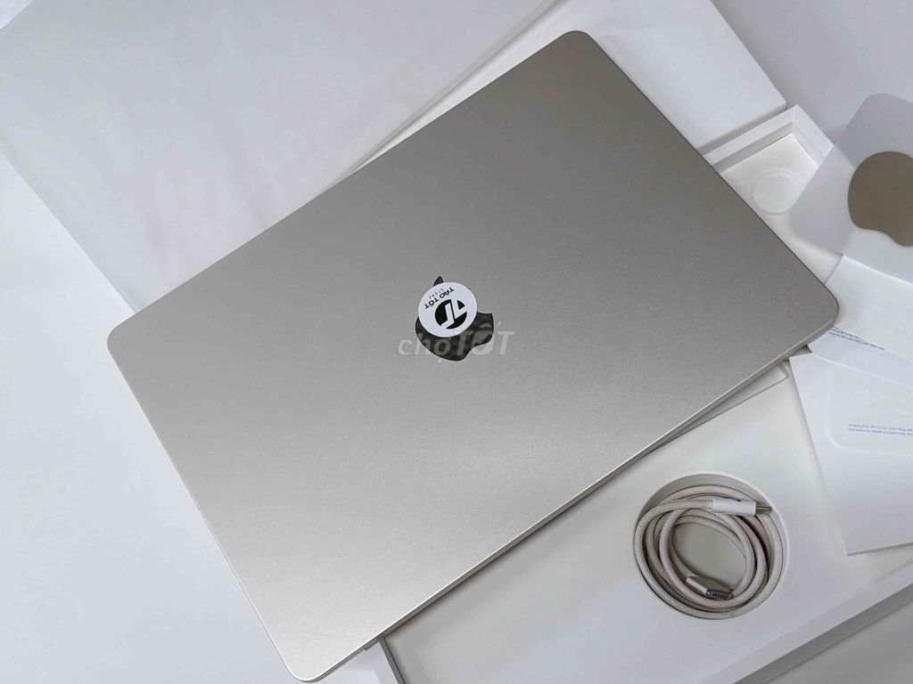 Apple MacBook Air M3 8GB/256GB vna Fullbox 32L sạc. Mua bán Laptop tại Quận 10 Tp Hồ Chí Minh được đăng bởi Táo Tốt Apple  hình 1