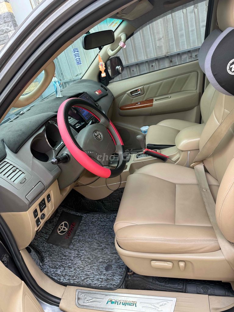 Toyota Fortuner 2010 2.7V - 150000 km. Mua bán Ô tô tại Huyện Bình Chánh Tp Hồ Chí Minh được đăng bởi Duy long hình 5